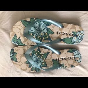 Woman’s NWOT Coach size 11 flip flops